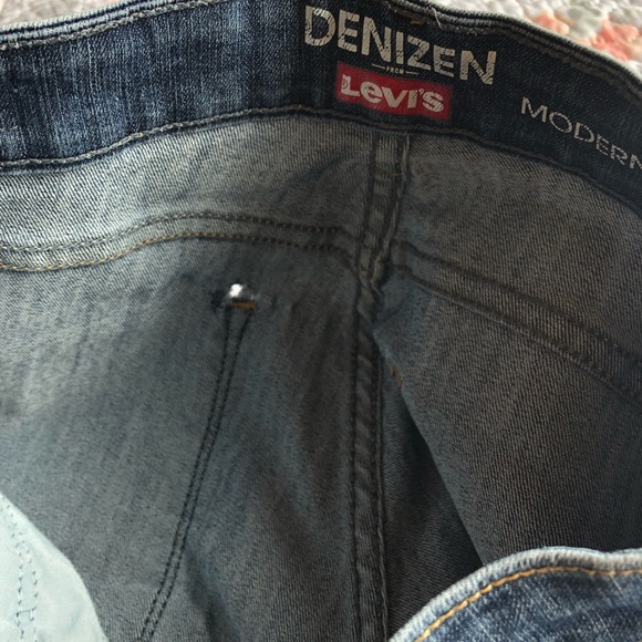 Levi’s Denizen skinny dark denim jeans - Picture 7 of 8